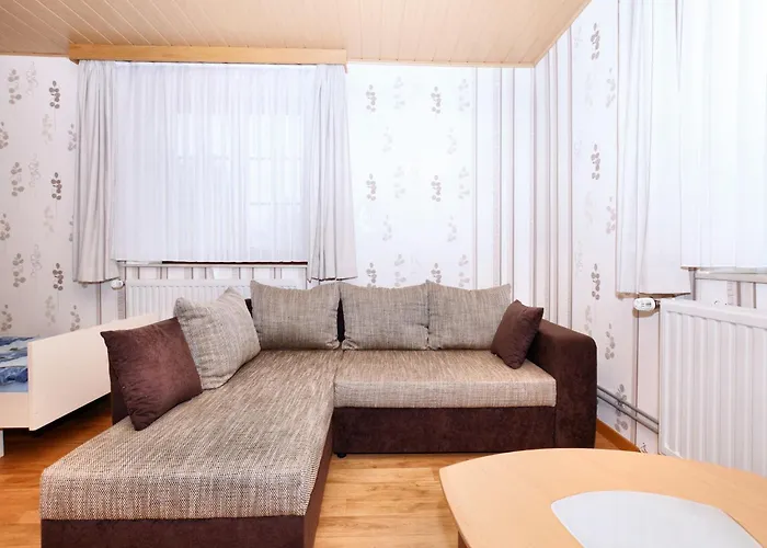 Cosy In With Terrace And Garden Apartament