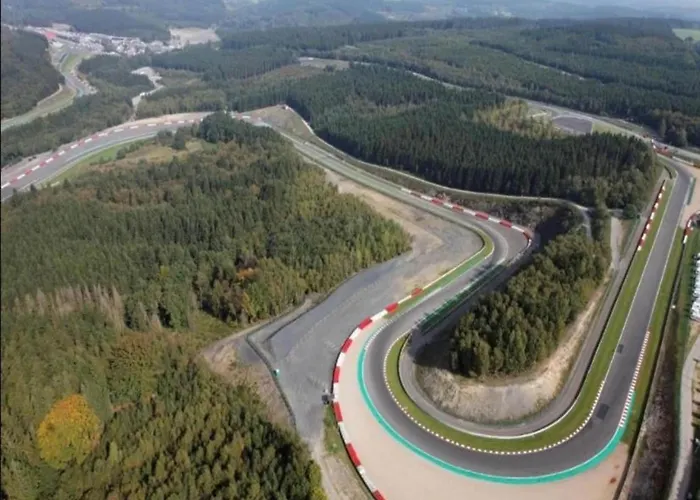 Cosy In With Terrace And Garden Apartament *