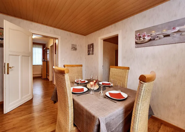 Apartament Cosy In With Terrace And Garden Born